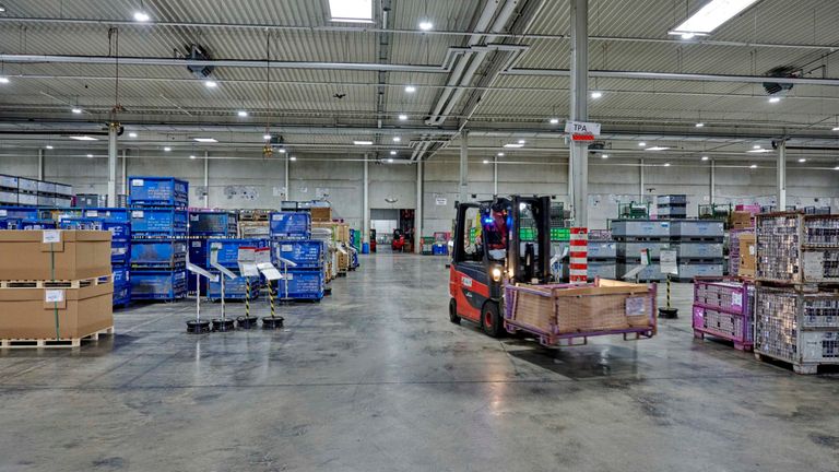 Lagerlogistik gottmadingen Automotivelager mit stapler